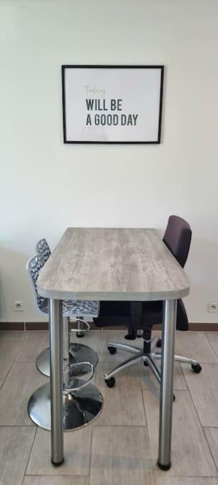 Apartamento T2 Pool & Terrasse - Parking - Metro - Wifi Toulouse Exterior foto