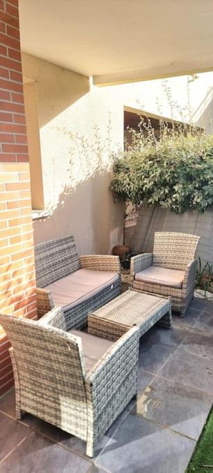 Apartamento T2 Pool & Terrasse - Parking - Metro - Wifi Toulouse Exterior foto